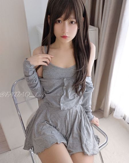 足交小妹国产_神马不卡高清视频在线观看