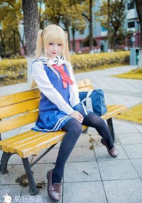 在教室拨开内裤进入_超清版免费观看高清版