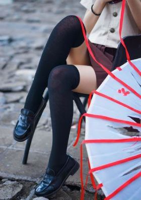 日韩无码精品一区二区免费_免费正片完整版在线观看